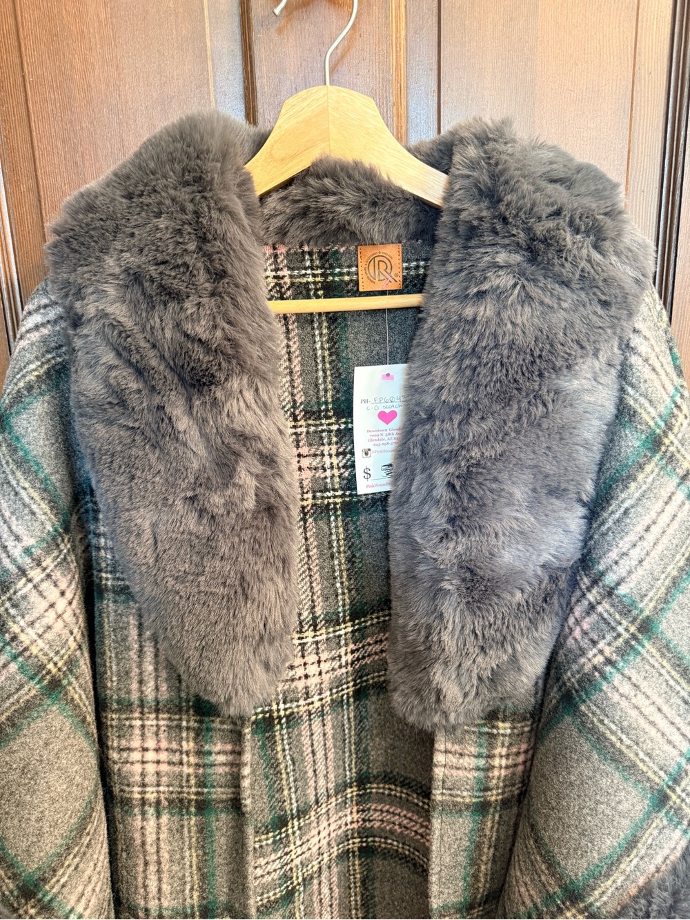 Wool Blend Faux Fur Shawl - Picture 3 of 5